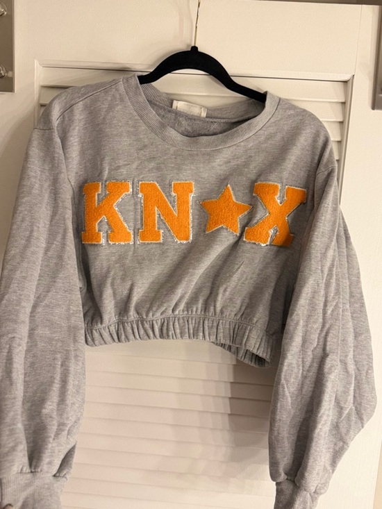 zenana Tops - Zenana Outfitters Gray Cropped Sweatshirt with Orange KN★X